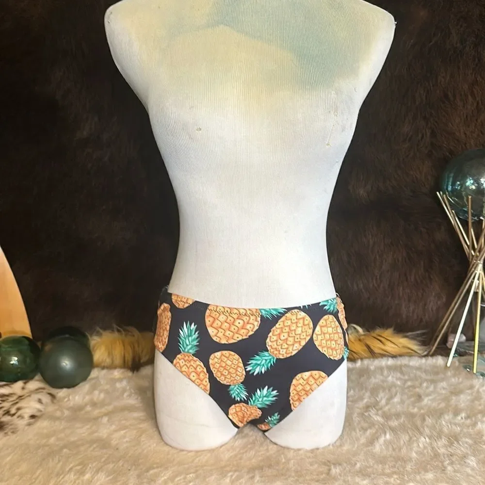 Bikini bottoms L (3900)